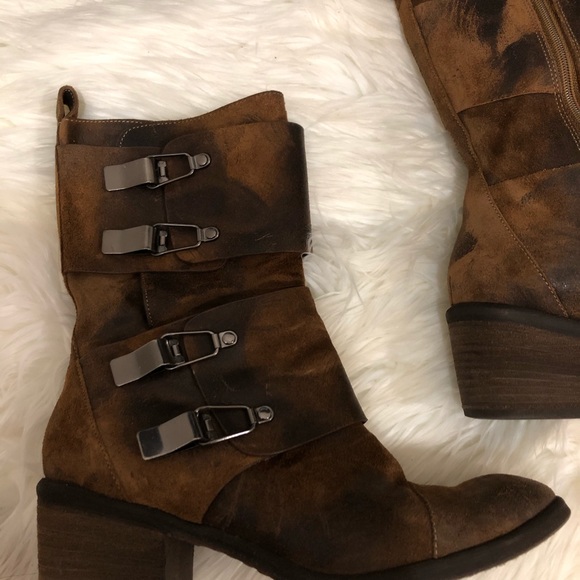 Donald Pliner boot - Picture 4 of 4